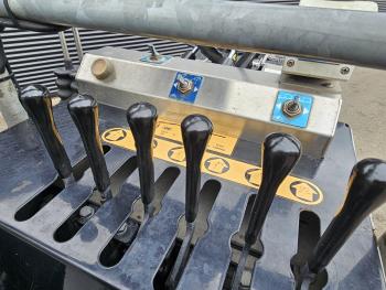 Volvo FMX 460 8x4*4 / HMF Z KRAAN + HYVA LIFT